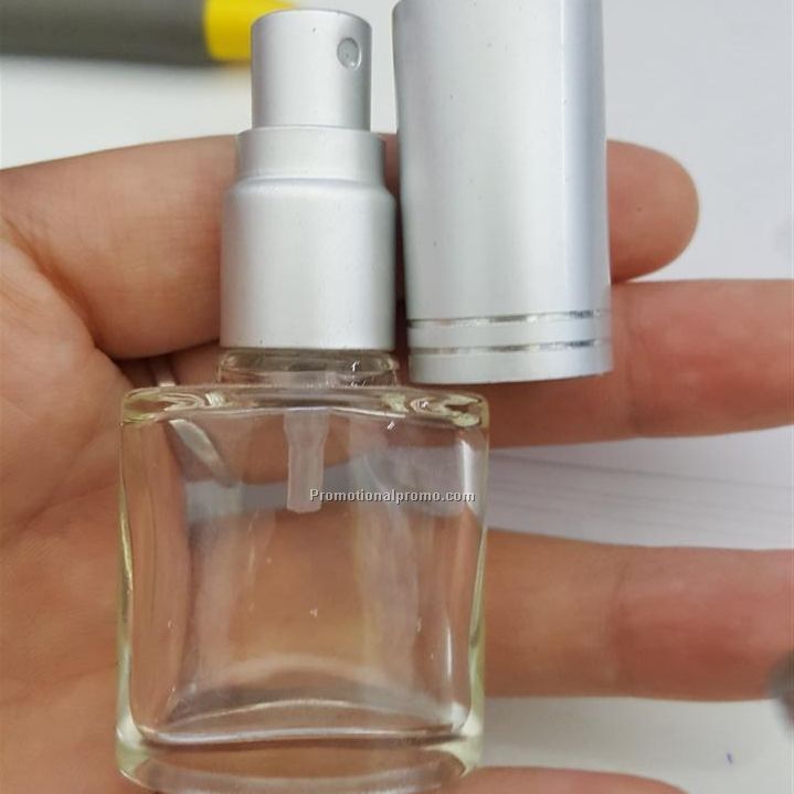 Glass Perfume  Bottle Photo 3