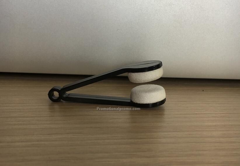 Mini Eyeglass Microfiber Cleaner Brush Photo 2