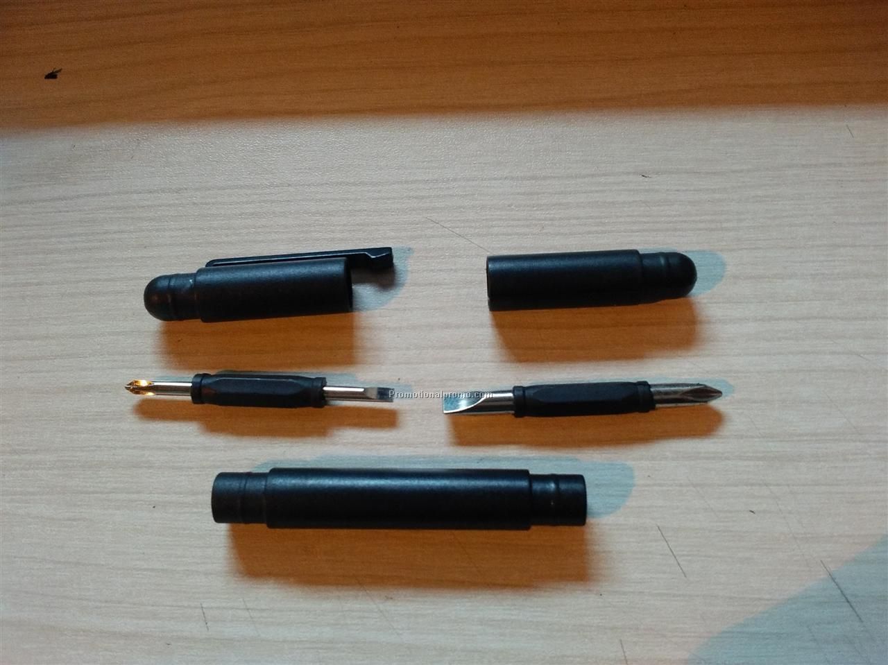 Multifunctional 4 in 1 mini screwdriver Photo 3
