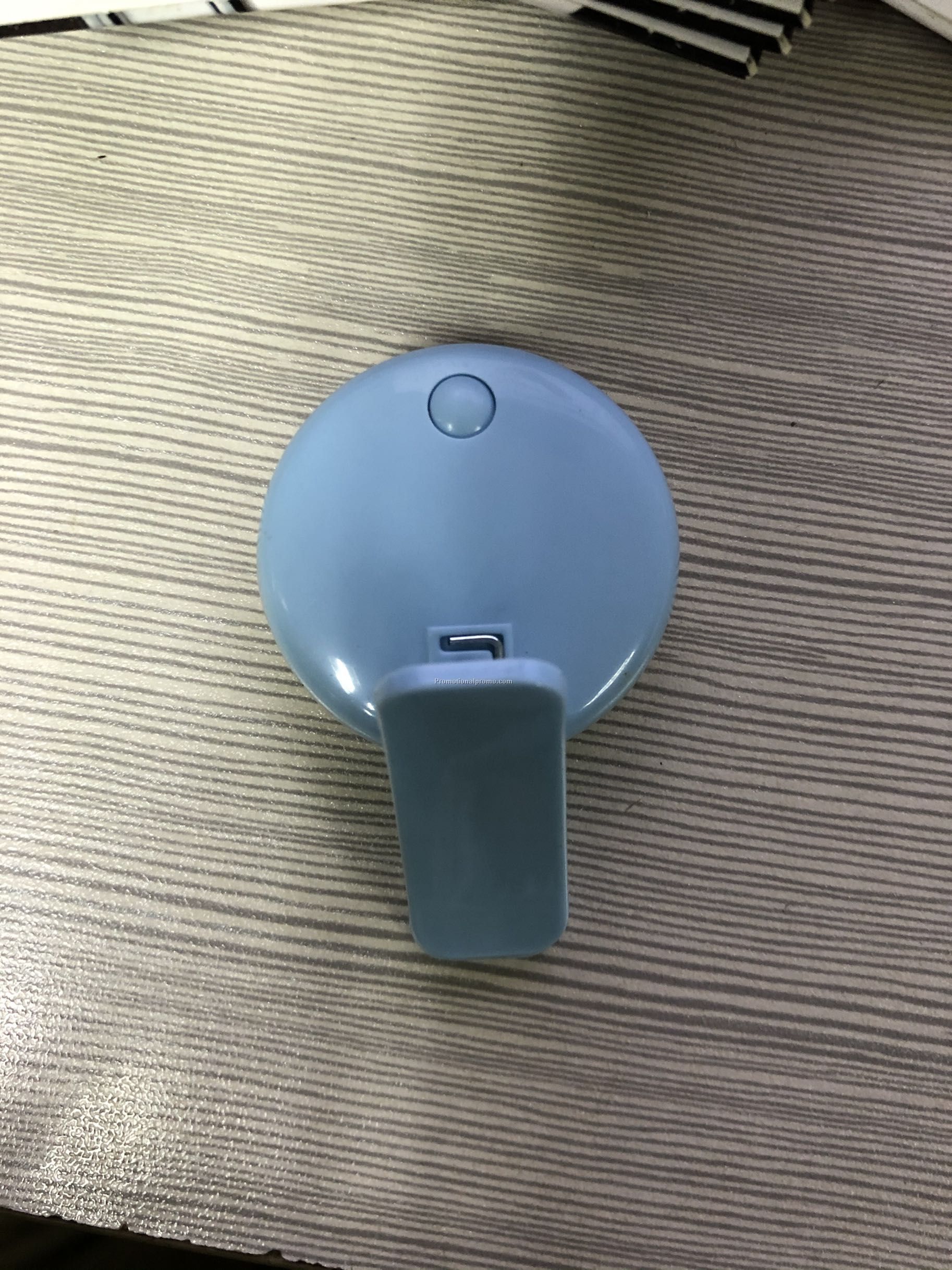 Mini Q LED Selfie Ring Light Photo 3