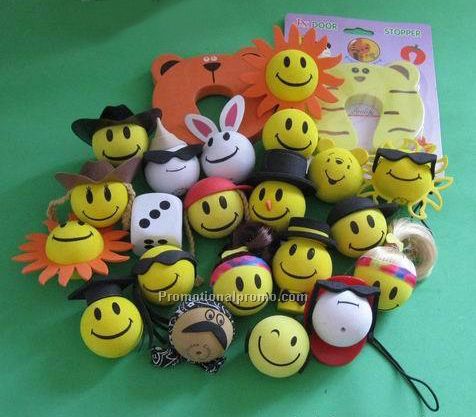 Yellow happy face antenna ball with black cowboy rodeo hat Photo 2