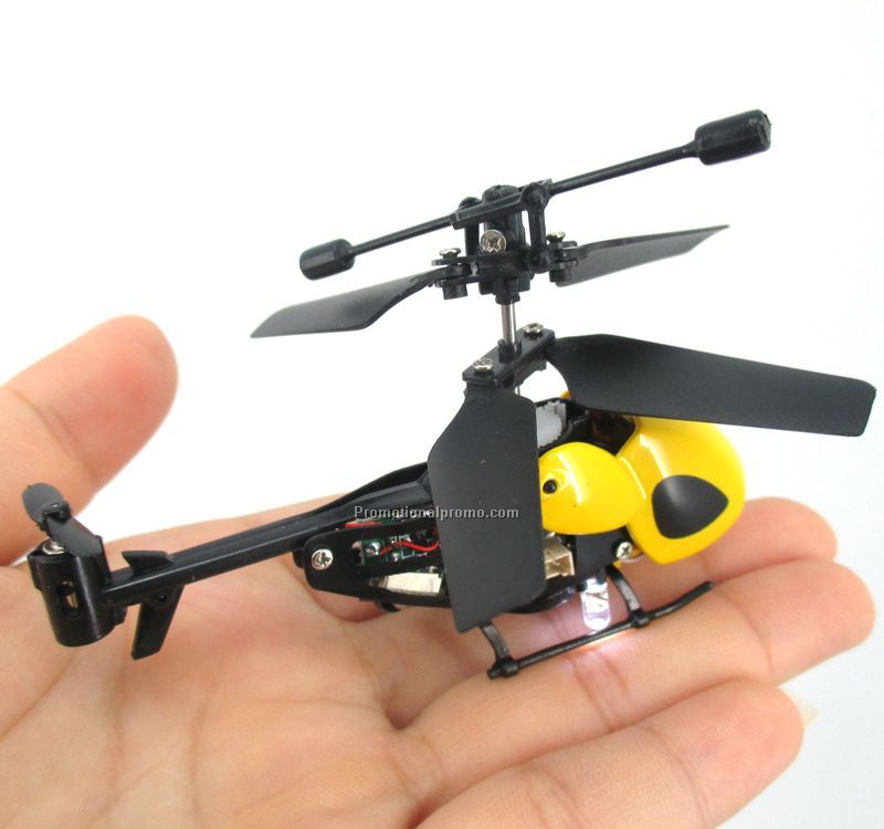 Remote Control 3.5 Channel Micro Helicopter Photo 3