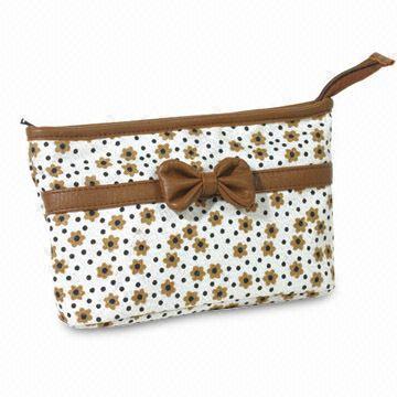 Cosmetic bag