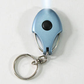 Led flashing keychain