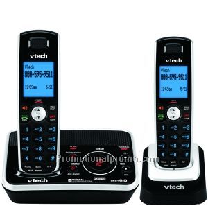 Expandable two handset cordless phone system with digital answering device and caller ID