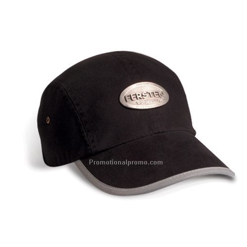 Low Fit, Heavyweight Brushed Cotton Twill, Contrasting 3M Refl ective Binding on Peak