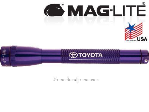 Mag-Lite Flashlight - Purple