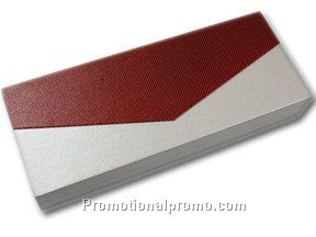 Checkered pen gift set