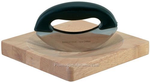 Mezzaluna chopper with board