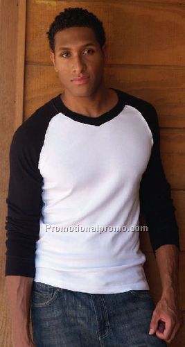 Muscle Raglan L/S V-Neck