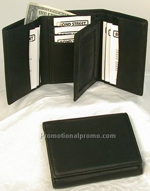 Super Trifold