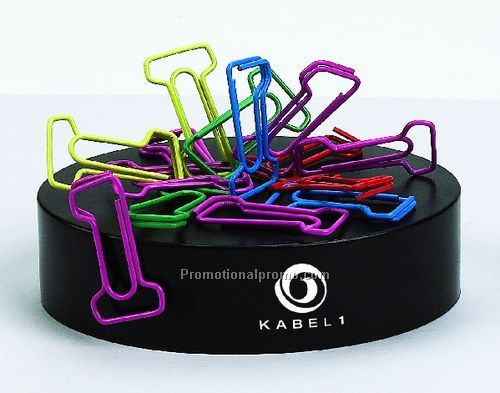 CLIPSTERS WITH MAGNETIC BASE