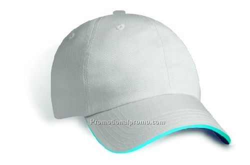 Low Fit, Premium Cotton Twill, Contrasting Special Sandwich Peak, Sweatband, Taping & Back Strap