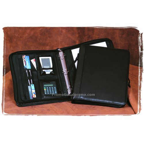 Wolfe Creek Three-ring Binder