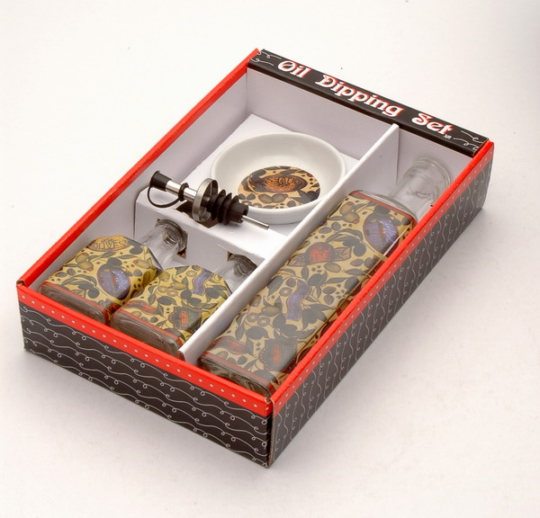 cruet set with decal
  
   
     
    