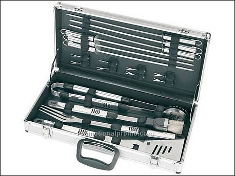 BBQ set, 18 delig in luxe...