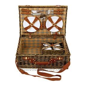 WILLOW PICNIC BASKET FOR 4