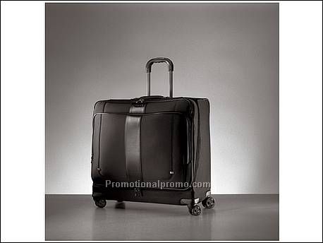 kledinghoes met 4 wielen