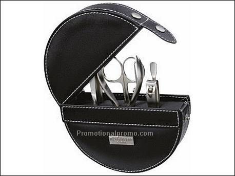 Balmain manicure set. Pincet, schaar,...