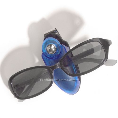 Eyeglass / Sunglass Clip