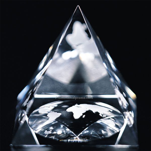 Global Pyramid Paperweight C-450G