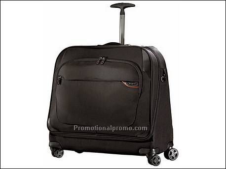 Kledinghoes met 4 wielen