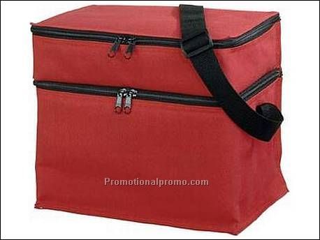 Koeltas. Inhoud: 14.7 L. 600D polyester.