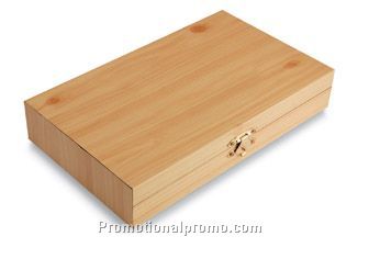 Plier knife set in wooden box