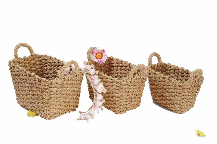  Straw Basket
  
   
     
    