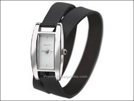 Horloge met metalen kast in...