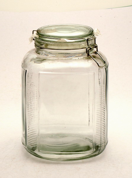 storage with glass lid