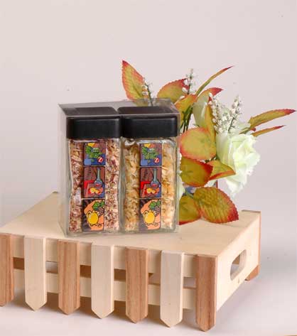 salt and pepper set with decal in PVC box
  
   
     
    