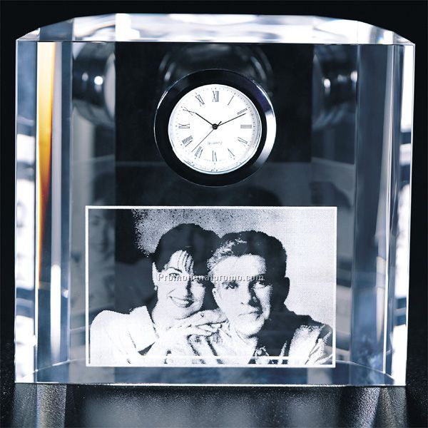 Optica Crystal Clock C-684C