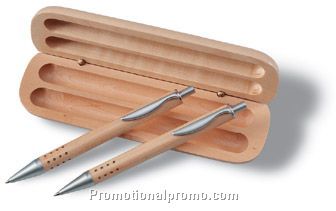 Pen gift set in wooden box