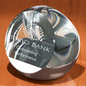 Ronde I Cross-Cut Oval - Crystal