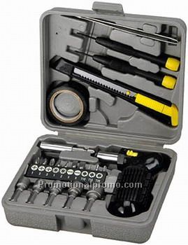 24 PIECE TOOL SET
