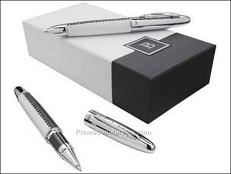 Balmain Isere pennenset. Met leer bek...