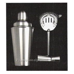 Cocktail shaker set