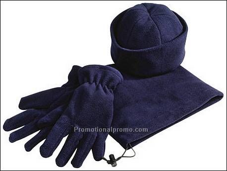 Dickson fleece set. Bestaat uit: Muts...