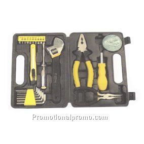 Multi purpose tool set