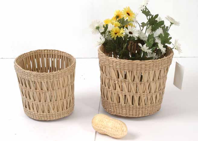  Straw Basket
  
   
     
    