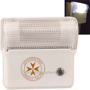 Auto-Sensor Night Light