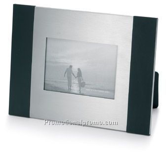 Photo frame, metal