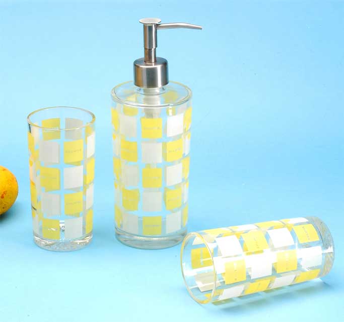 glass bath set with decal 
  
   
     
    