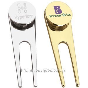 Divot Repair with Ball Marker