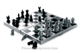 Alfil. Aluminium chess game