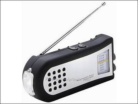 Dynamo radio met zaklamp. AM/FM radio...