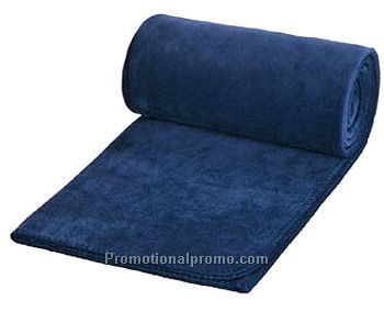 FLEECE BLANKET IN POUCH