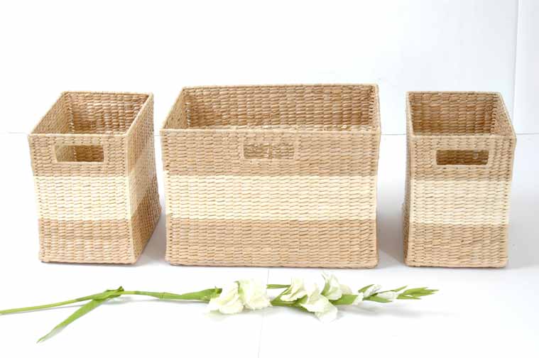  Straw Basket
  
   
     
    