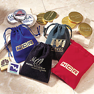 Velour pouches with 5 choc squares